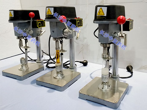 小型電動(dòng)軋蓋機(jī) 小型電動(dòng)軋蓋機(jī)